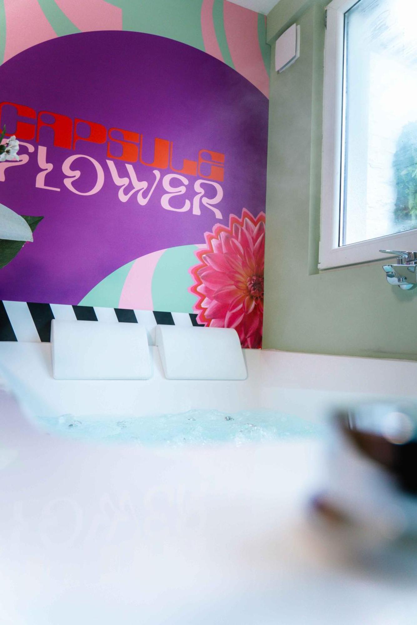 Capsule Flower - Balneo - Cinema - Billard - Nintendo Switch - Mons Centre Екстериор снимка