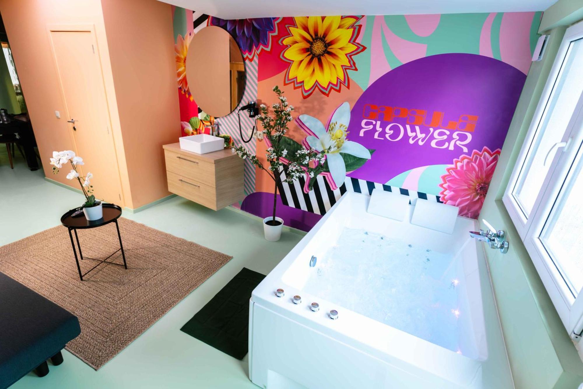 Capsule Flower - Balneo - Cinema - Billard - Nintendo Switch - Mons Centre Екстериор снимка